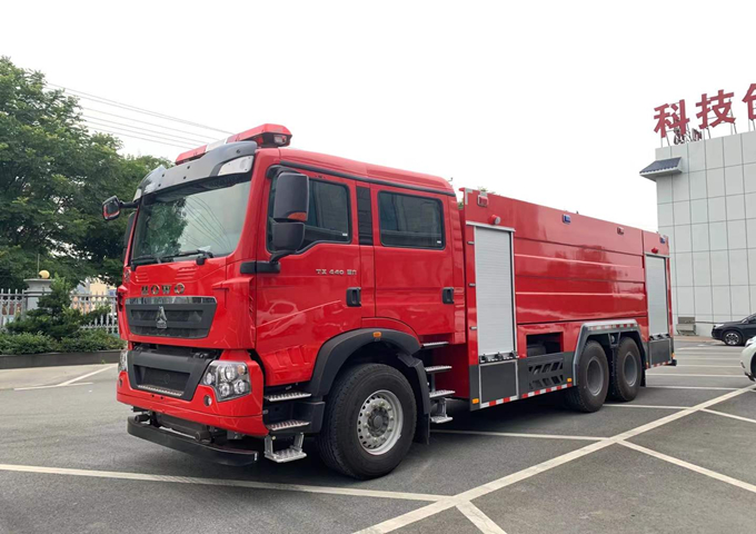 16噸水罐消防車
