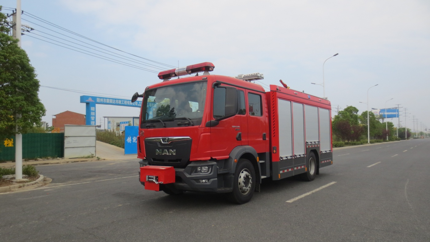 4T壓縮空氣泡沫城市主戰(zhàn)消防車